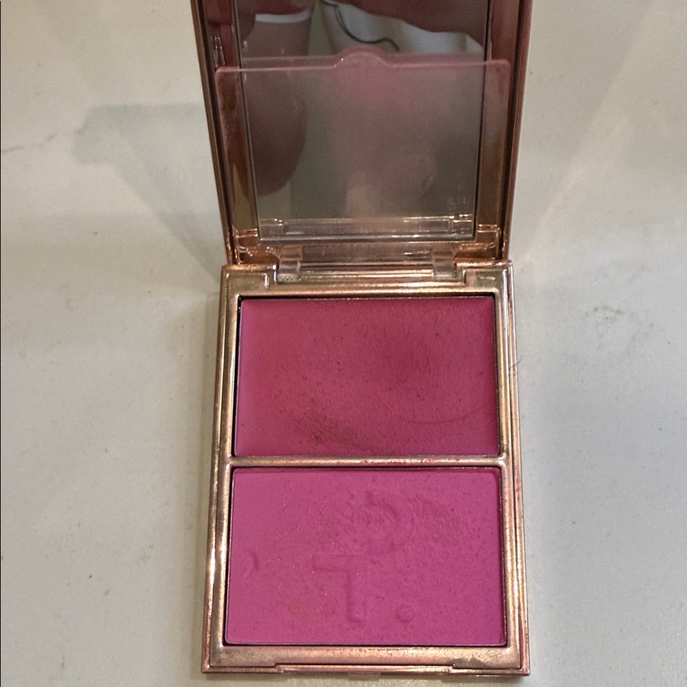 Cream and Powder Pink Blush Duo - Women Makeup She’s Giving